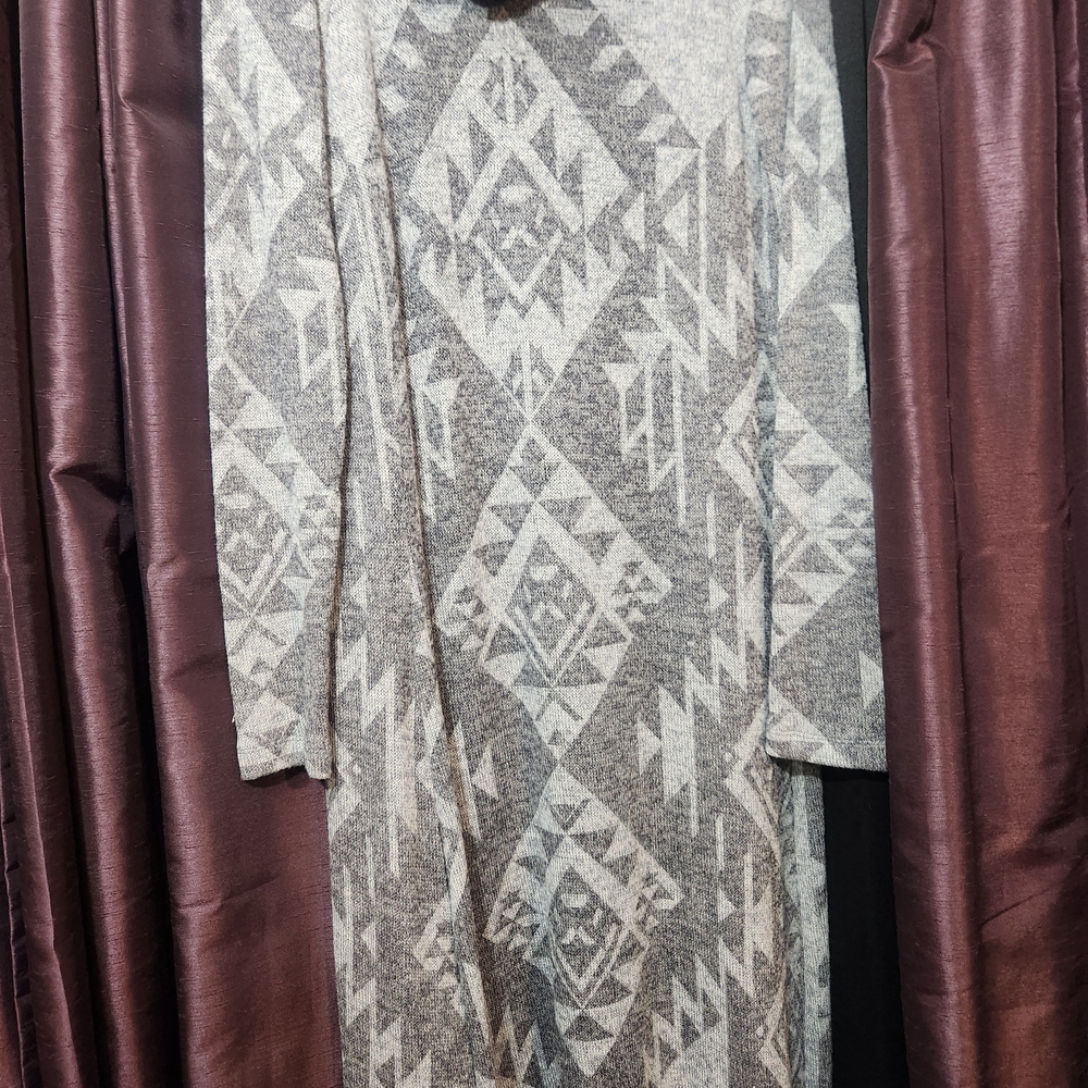 I'm In Love With Derek Aztec Open Front Hooded Cardigan Small Gray - Picture 7 of 16